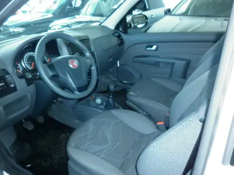 FIAT Strada 1.4 WORKING FLEX CABINE ESTENDIDA, Foto 4
