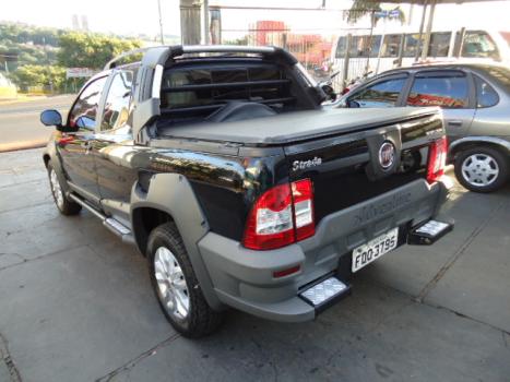 FIAT Strada 1.8 FLEX ADVENTURE CABINE DUPLA, Foto 2