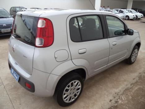 FIAT Uno 1.0 4P FLEX EVO VIVACE CELEBRATION, Foto 2