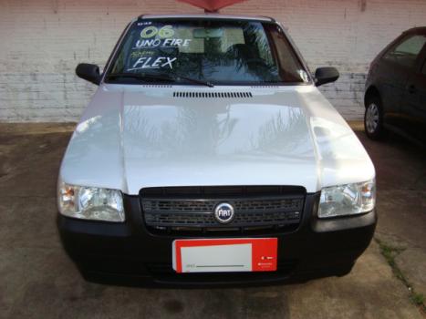 FIAT Uno 1.0 FLEX FIRE, Foto 1