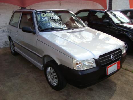 FIAT Uno 1.0 FLEX FIRE, Foto 2