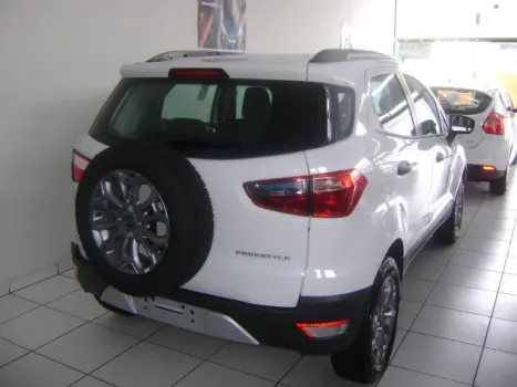 FORD Ecosport 1.6 4P FREESTYLE XLT FLEX, Foto 2