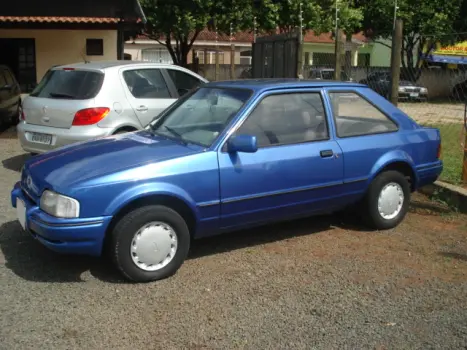 FORD Escort 1.0 HOBBY, Foto 2