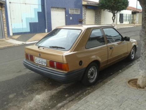 FORD Escort 1.6 GL, Foto 4
