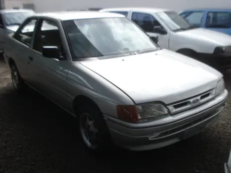 FORD Escort 1.6 L, Foto 1