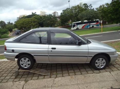FORD Escort 1.6 L, Foto 1