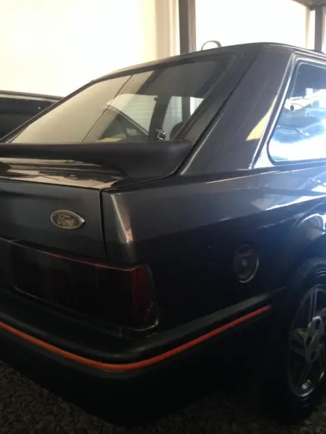 FORD Escort 1.6 XR3, Foto 2