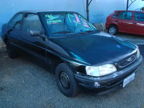 FORD Escort 1.8 I GL, Foto 1