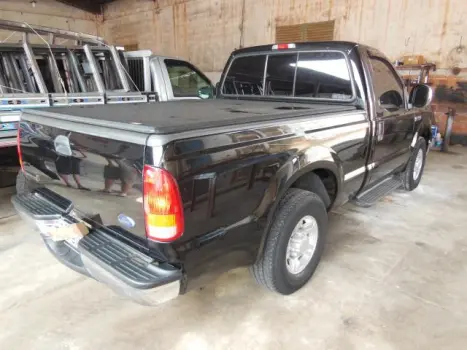 FORD F-250 3.9 XLT CABINE SIMPLES DIESEL, Foto 4