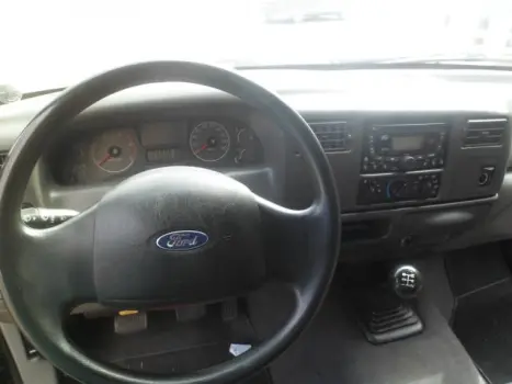 FORD F-250 3.9 XLT SUPER DUTY CABINE SIMPLES DIESEL, Foto 4
