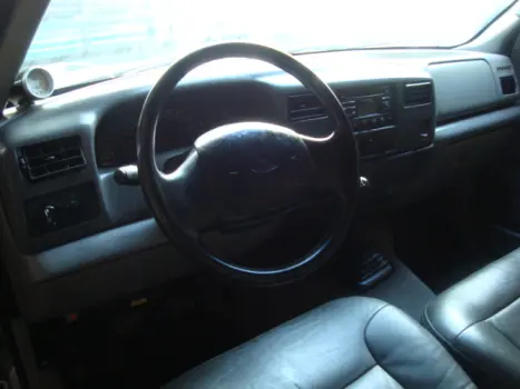 FORD F-250 4.2 XLT TURBO INTERCOOLER CABINE SIMPLES, Foto 3