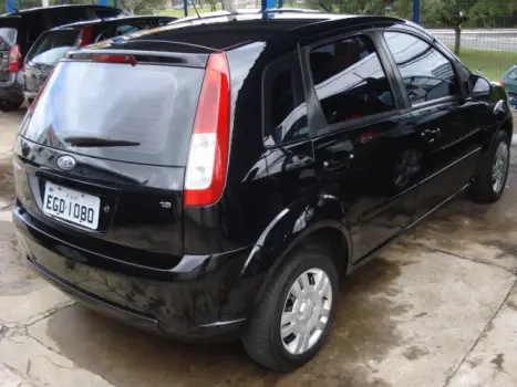 FORD Fiesta Hatch 1.6 4P FLEX, Foto 2