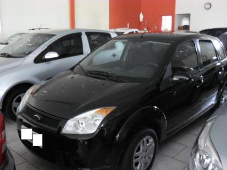 FORD Fiesta Hatch 1.6 4P, Foto 1