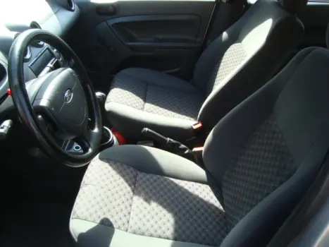 FORD Fiesta Hatch 1.0 4P FLEX, Foto 2