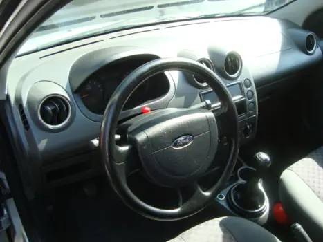 FORD Fiesta Hatch 1.0 4P FLEX, Foto 3