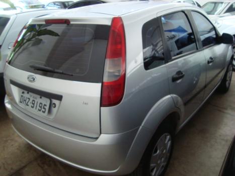 FORD Fiesta Hatch 1.6 4P, Foto 4