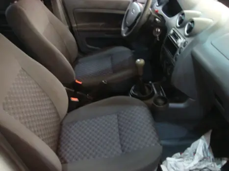 FORD Fiesta Hatch 1.6 4P CLASS FLEX, Foto 2