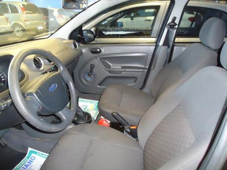 FORD Fiesta Hatch 1.6 4P, Foto 3