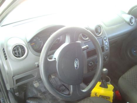 FORD Fiesta Hatch 1.6 4P, Foto 4
