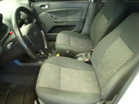 FORD Fiesta Hatch 1.0 4P SUPERCHARGER, Foto 2