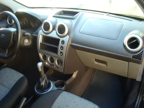 FORD Fiesta Hatch 1.6 4P CLASS FLEX, Foto 3