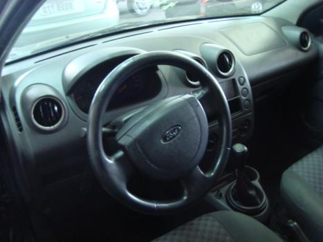 FORD Fiesta Hatch 1.0 4P, Foto 3