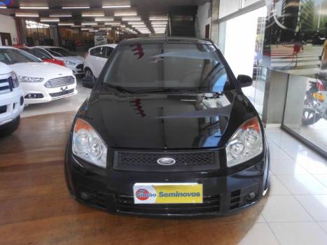FORD Fiesta Hatch 1.6 4P FLEX, Foto 1