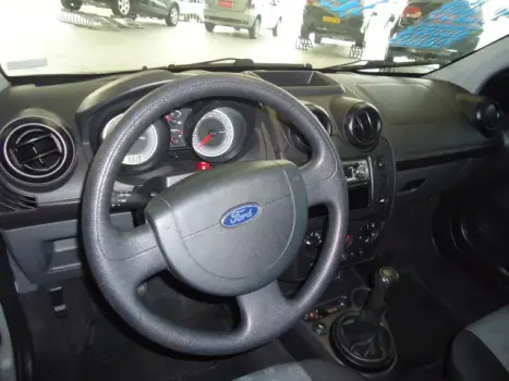 FORD Fiesta Hatch 1.0 4P FLEX, Foto 4