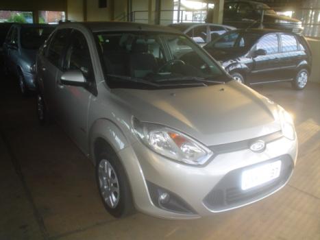 FORD Fiesta Sedan 1.6 4P FLEX, Foto 4