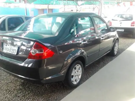 FORD Fiesta Sedan 1.6 4P FLEX, Foto 1