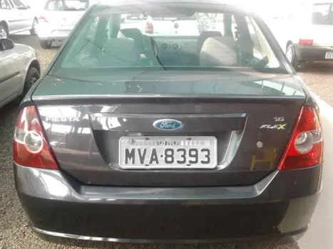 FORD Fiesta Sedan 1.6 4P FLEX, Foto 2