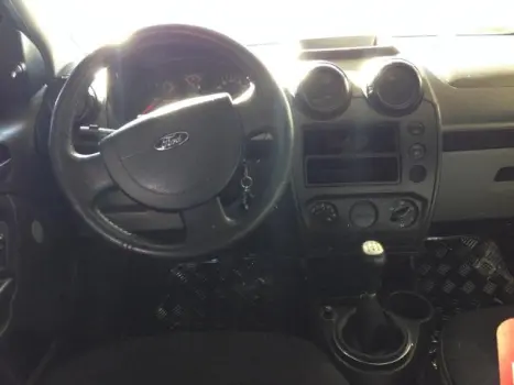 FORD Fiesta Sedan 1.0 4P FLEX, Foto 4
