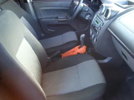 FORD Fiesta Sedan 1.6 4P CLASS FLEX, Foto 2
