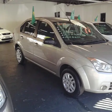 FORD Fiesta Sedan 1.6 4P FLEX, Foto 1
