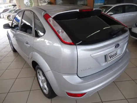 FORD Focus Hatch 1.6 4P, Foto 3