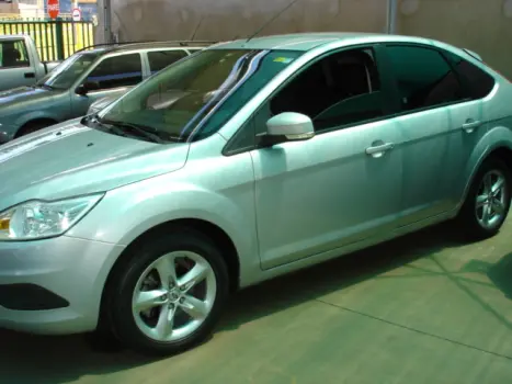 FORD Focus Hatch 1.6 4P GLX FLEX, Foto 2