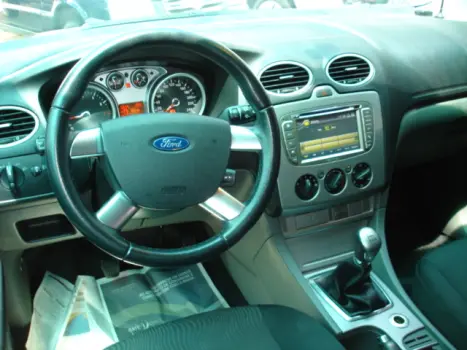 FORD Focus Hatch 1.6 4P GLX FLEX, Foto 3