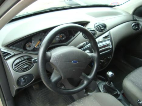 FORD Focus Hatch 1.6 4P, Foto 3