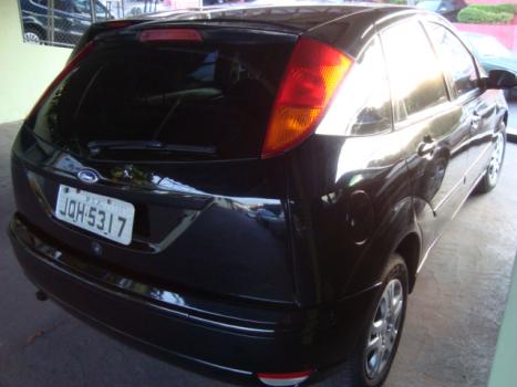 FORD Focus Hatch 1.6 4P GLX, Foto 2
