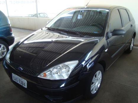 FORD Focus Hatch 1.6 4P GL, Foto 1