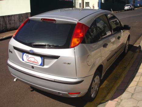 FORD Focus Hatch 1.6 4P FLEX GL, Foto 3