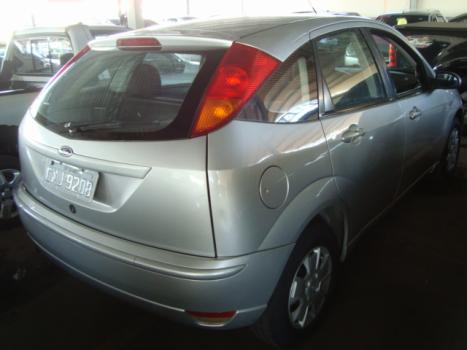 FORD Focus Hatch 1.6 4P, Foto 2