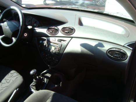 FORD Focus Hatch 1.6 4P GL, Foto 4