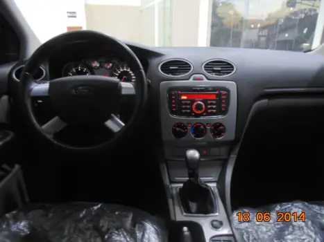 FORD Focus Hatch 1.6 4P GLX FLEX, Foto 3
