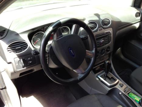FORD Focus Hatch 2.0 16V 4P GLX FLEX, Foto 3