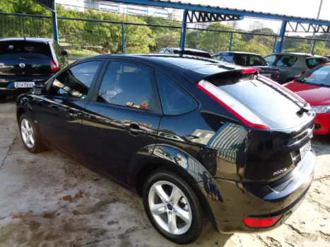 FORD Focus Hatch 2.0 16V 4P GLX FLEX, Foto 2