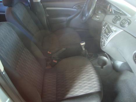 FORD Focus Hatch 2.0 16V 4P FLEX AUTOM�TICO, Foto 3