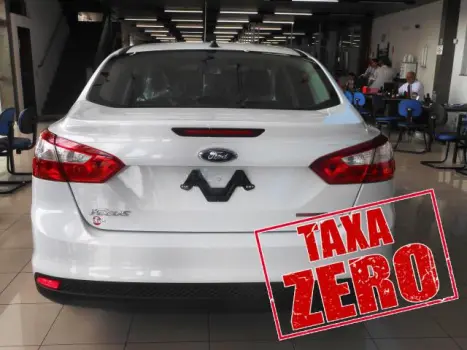 FORD Focus Sedan 2.0 16V 4P S FLEX, Foto 4