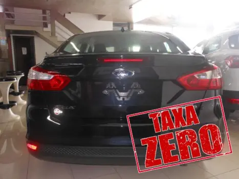 FORD Focus Sedan 2.0 16V 4P S FLEX, Foto 4