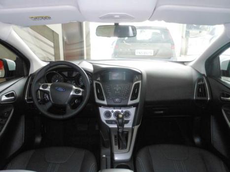 FORD Focus Sedan 2.0 16V 4P SE PLUS DIRECT FLEX, Foto 3